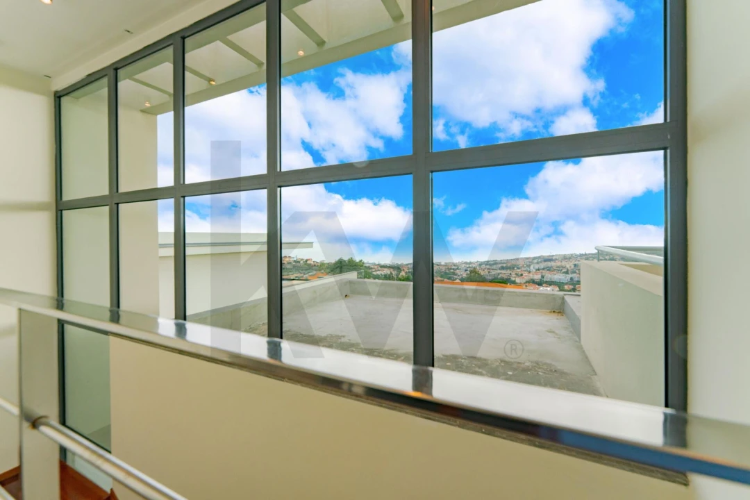 Moradia T2 para Venda em São Roque Foto 23