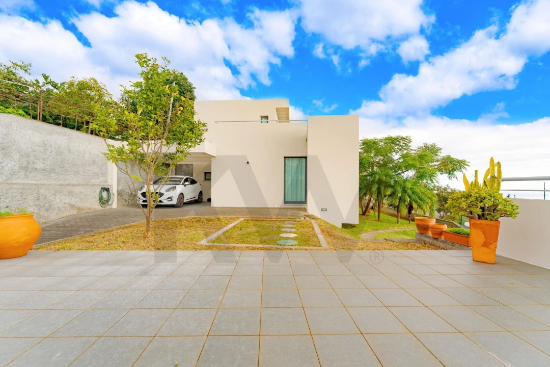 Moradia T2 para Venda em São Roque Foto 53