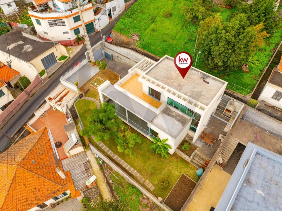 Moradia T2 para Venda em São Roque Foto 61