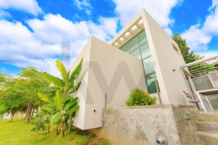 Moradia T2 para Venda em São Roque Foto 32