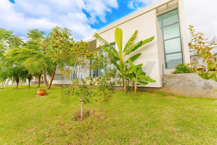 Moradia T2 para Venda em São Roque Foto 35