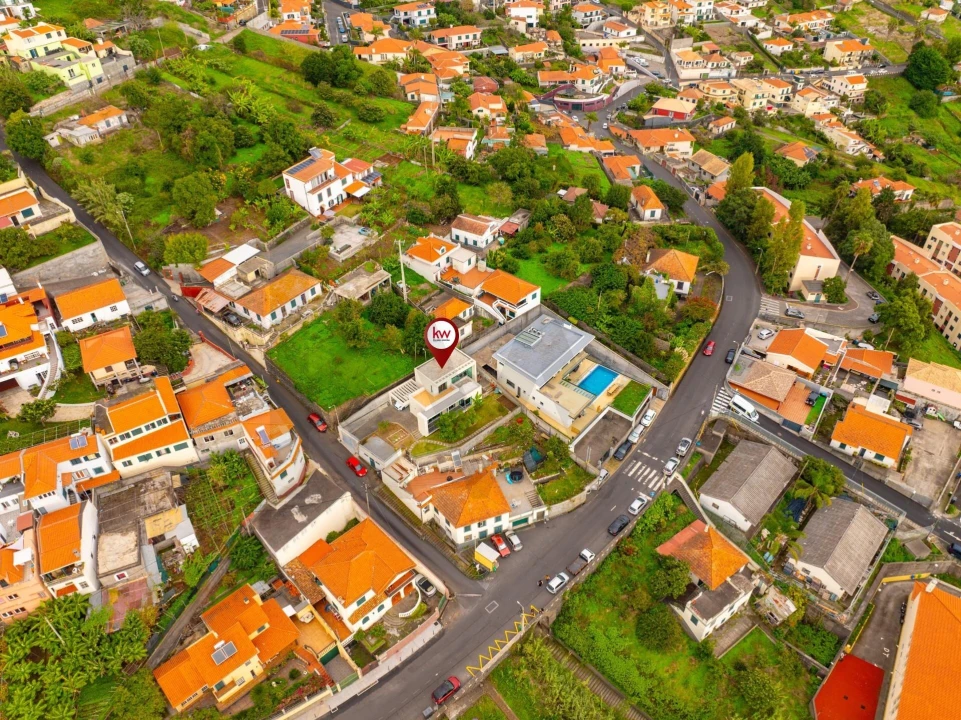 Moradia T2 para Venda em São Roque Foto 67