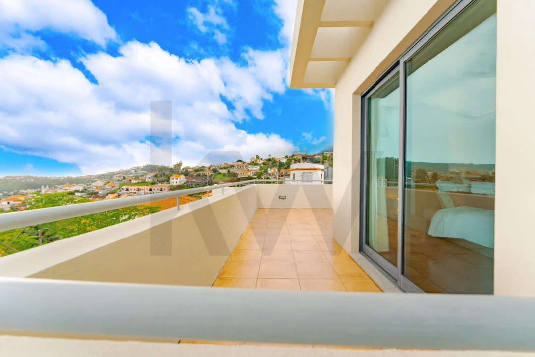 Moradia T2 para Venda em São Roque Foto 27