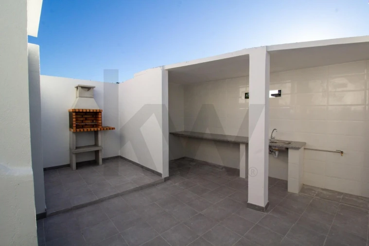 Moradia T3 para Venda em Benfica do Ribatejo Foto 28