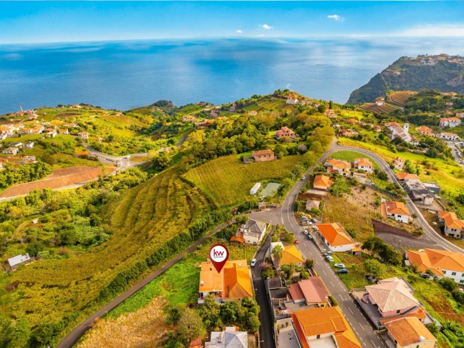 Moradia T2 para Venda em Arco de São Jorge Foto 2