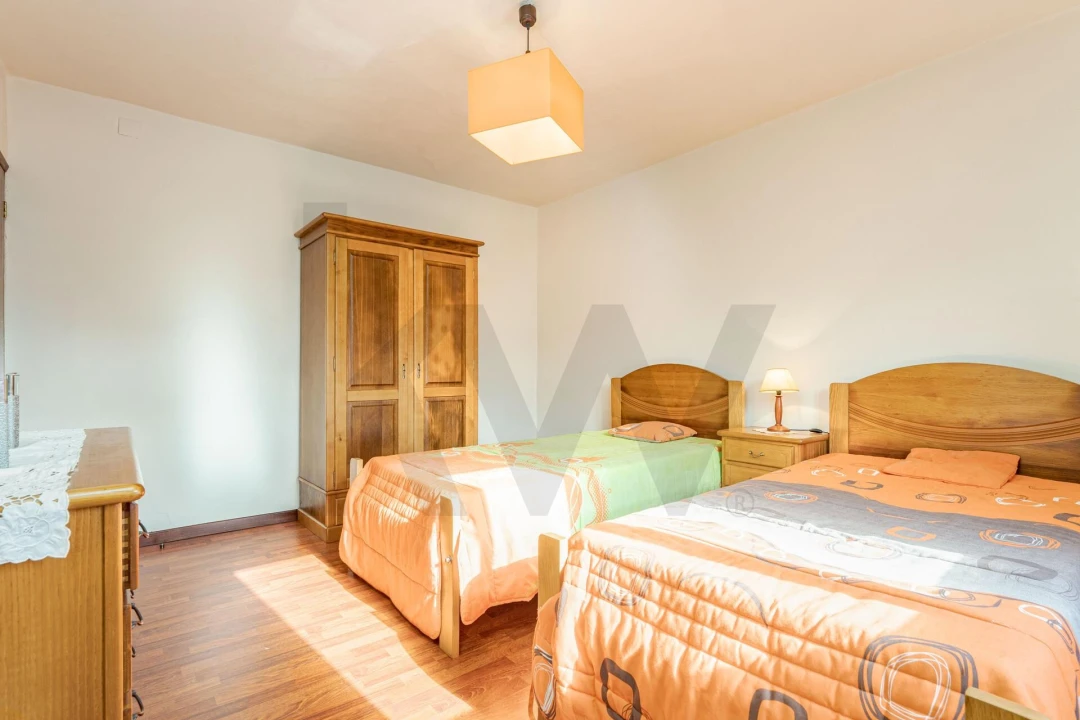 Moradia T2 para Venda em Arco de São Jorge Foto 11