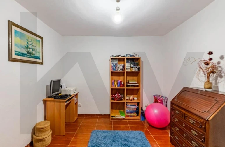 Moradia T3 para Venda em Caniço Foto 13