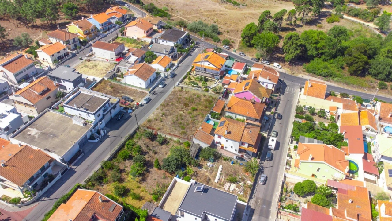 Terreno para Venda em Charneca de Caparica e Sobreda Foto 5