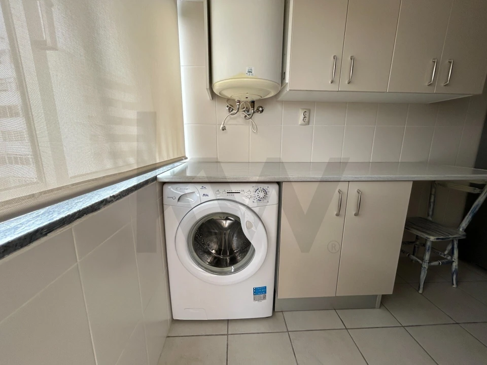 Apartamento T2 para Arrendamento em Quarteira Foto 24