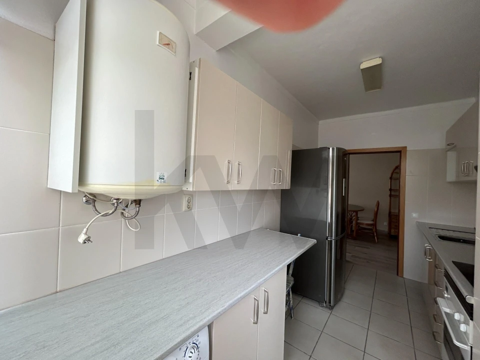 Apartamento T2 para Arrendamento em Quarteira Foto 13