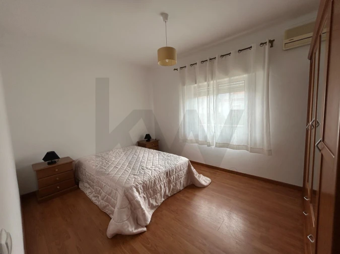 Apartamento T2 para Arrendamento em Quarteira