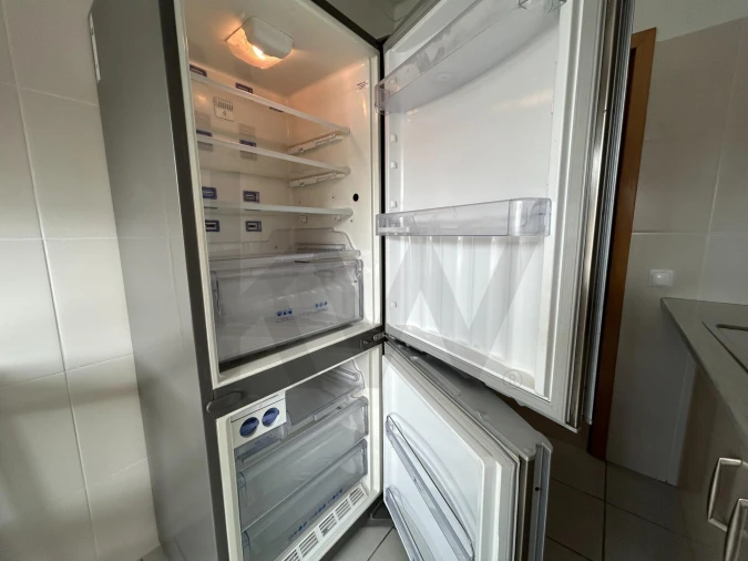 Apartamento T2 para Arrendamento em Quarteira Foto 27