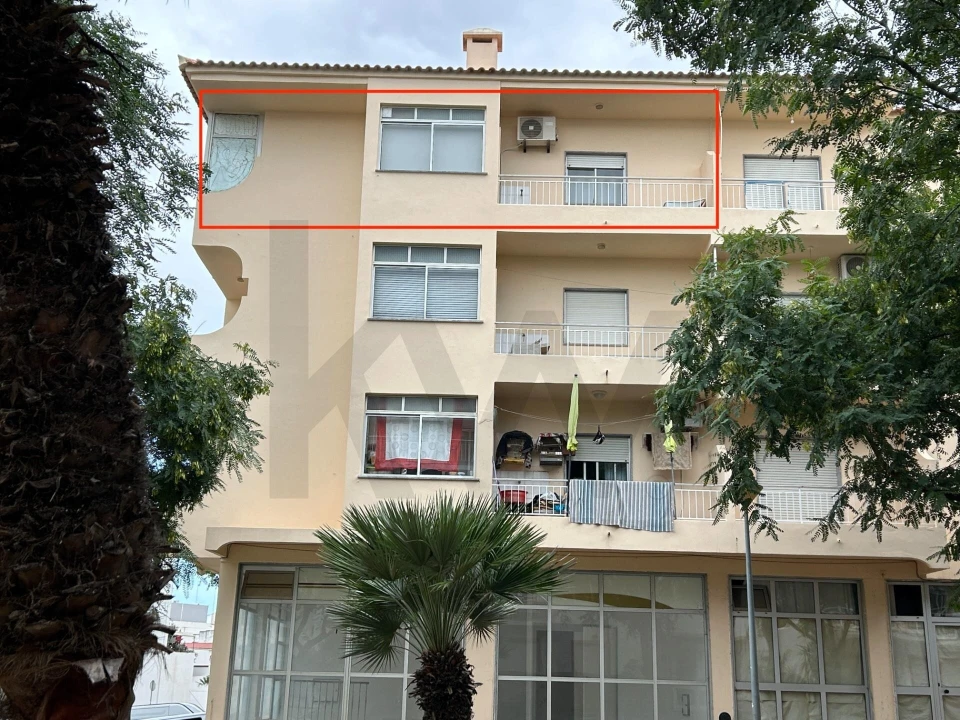 Apartamento T2 para Arrendamento em Quarteira Foto 37