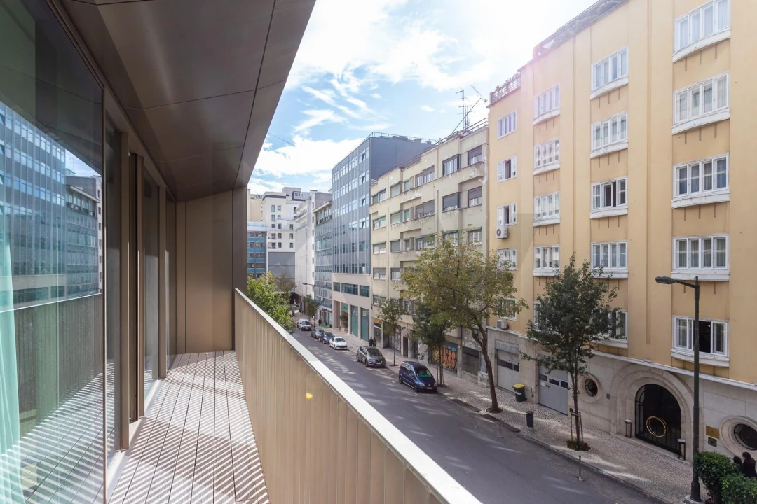 Apartamento T2 para Arrendamento em Santo António Foto 29