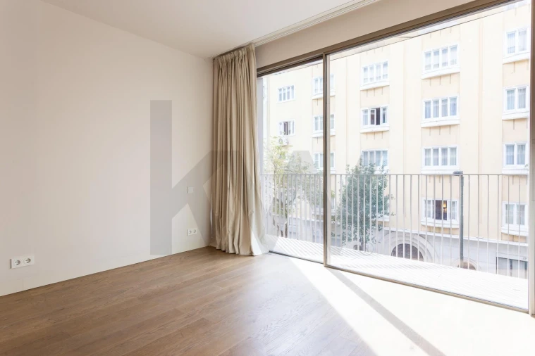 Apartamento T2 para Arrendamento em Santo António Foto 23