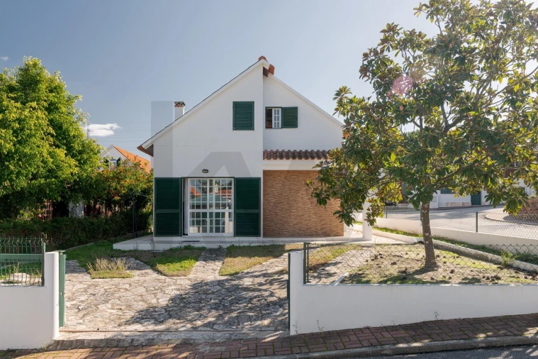 Moradia T4 para Venda em Sesimbra (Castelo)