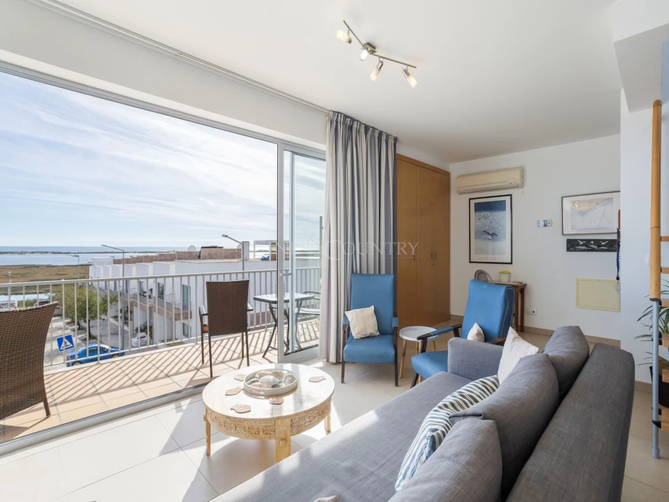 Apartamento T2 para Venda em Olhão Foto 7