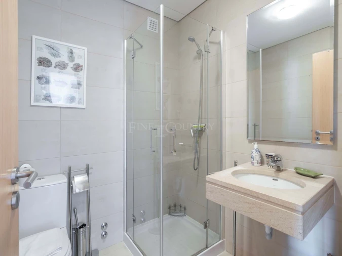 Apartamento T2 para Venda em Olhão Foto 32