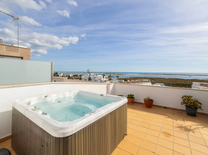 Apartamento T2 para Venda em Olhão Foto 19