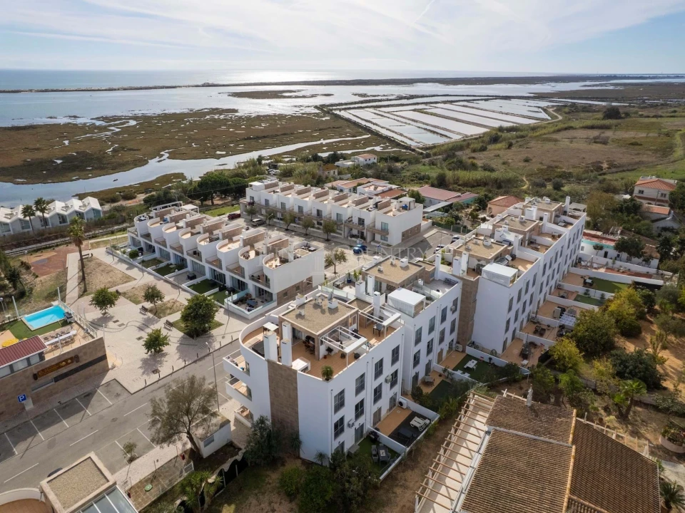 Apartamento T2 para Venda em Olhão Foto 5