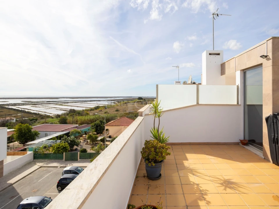 Apartamento T2 para Venda em Olhão Foto 21