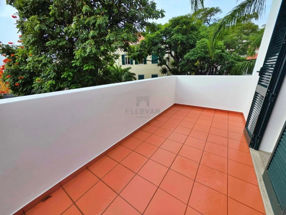 Moradia T2 para Venda em Funchal (São Pedro) Foto 15