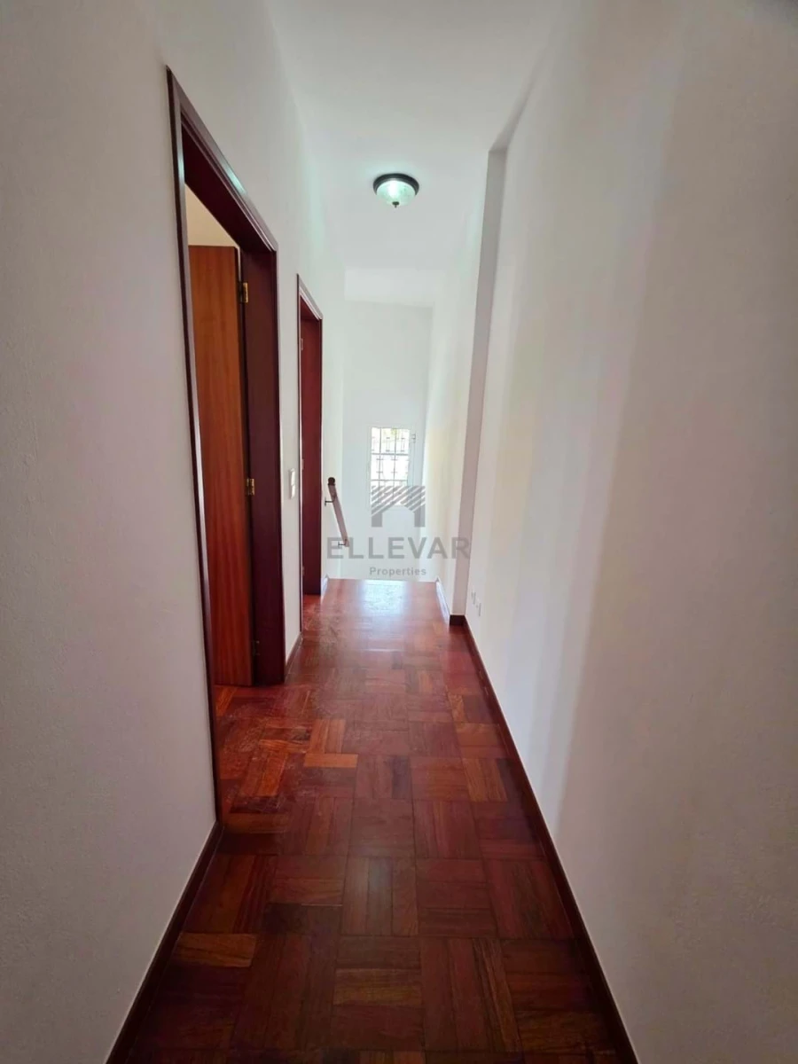 Moradia T2 para Venda em Funchal (São Pedro) Foto 11