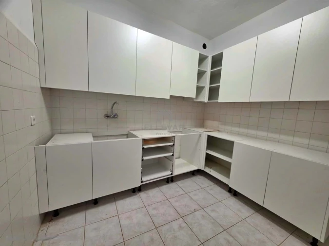 Moradia T2 para Venda em Funchal (São Pedro) Foto 9