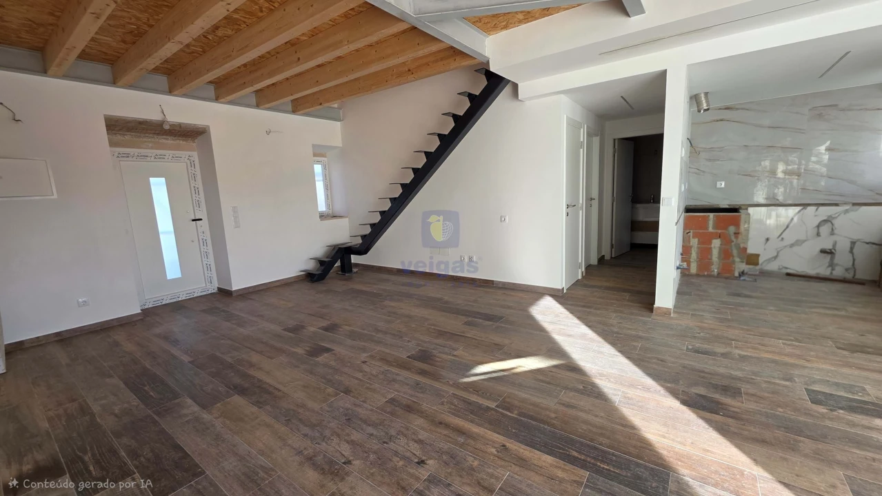 Moradia T3 para Venda em Painho e Figueiros Foto 19