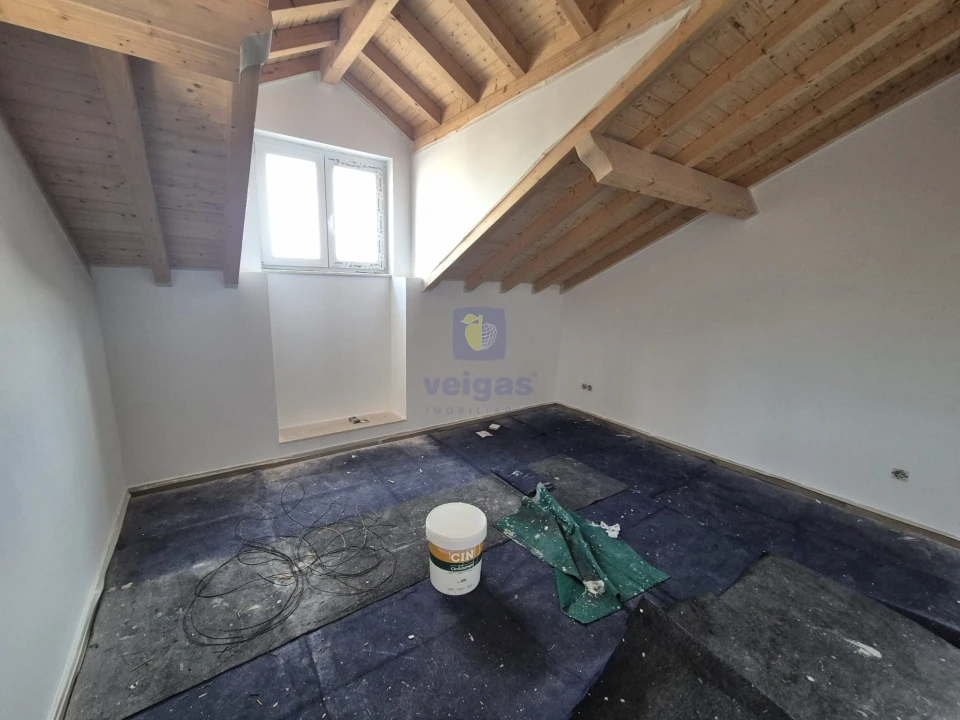 Moradia T3 para Venda em Painho e Figueiros Foto 17