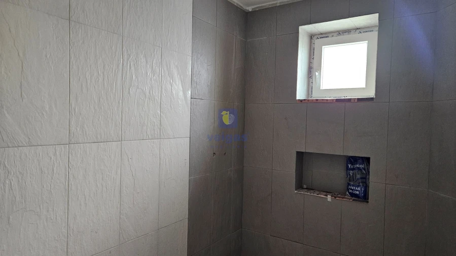 Moradia T3 para Venda em Painho e Figueiros Foto 10