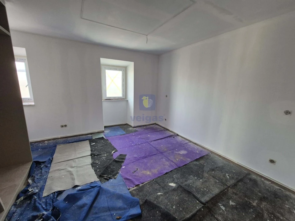 Moradia T3 para Venda em Painho e Figueiros Foto 9