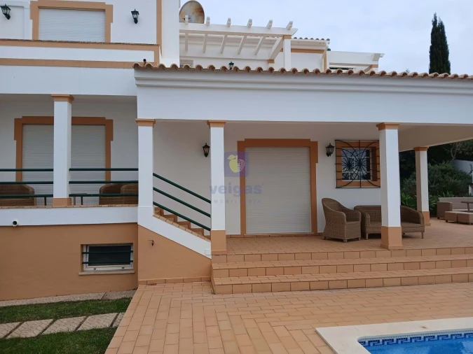 Moradia T5 para Venda em Albufeira e Olhos de Água Foto 7