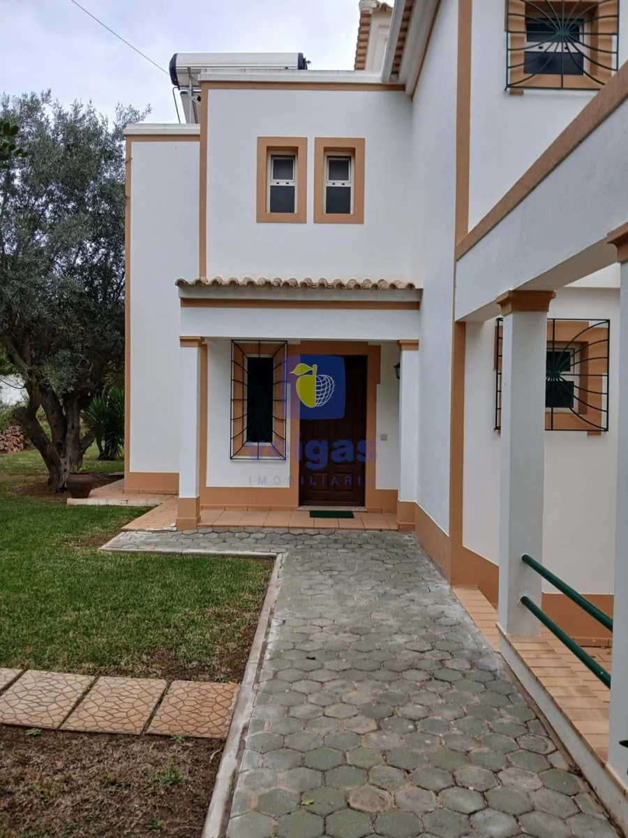 Moradia T5 para Venda em Albufeira e Olhos de Água Foto 14
