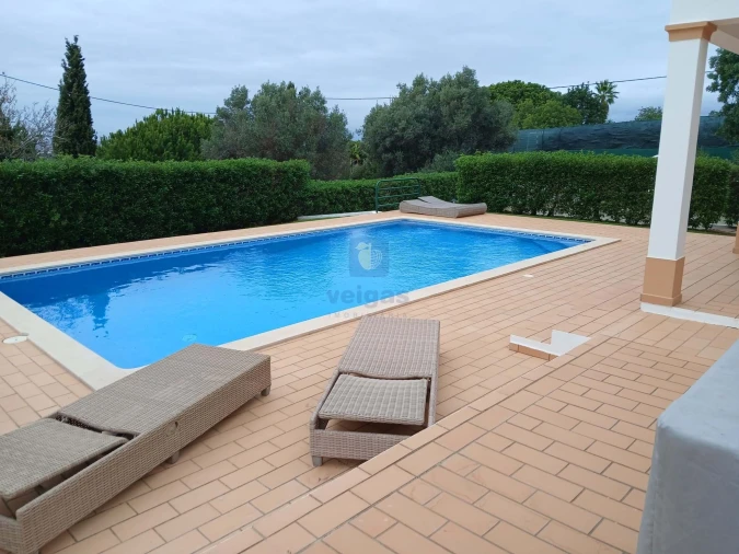 Moradia T5 para Venda em Albufeira e Olhos de Água Foto 2