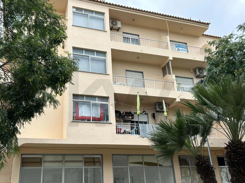 Apartamento T2 para Arrendamento férias em Quarteira Foto 36