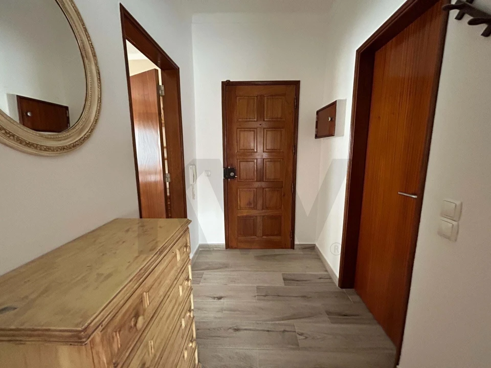 Apartamento T2 para Arrendamento férias em Quarteira Foto 31