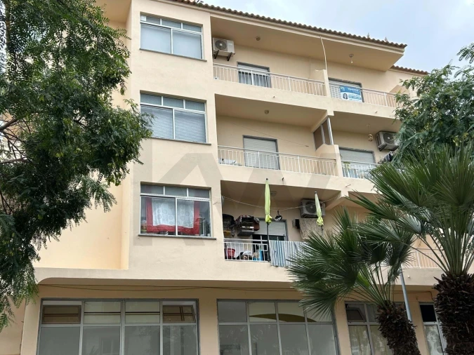 Apartamento T2 para Arrendamento férias em Quarteira Foto 36