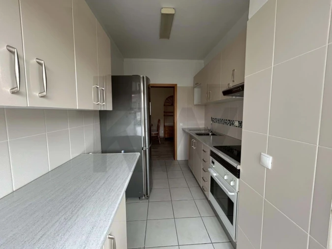Apartamento T2 para Arrendamento férias em Quarteira Foto 26