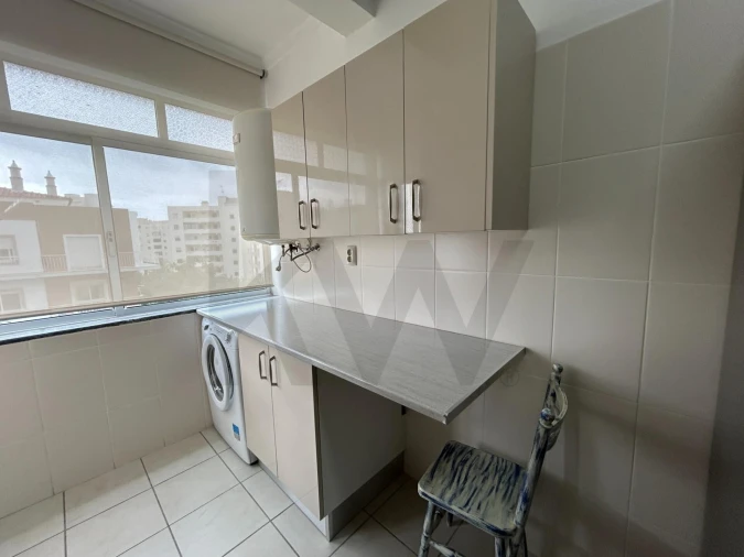 Apartamento T2 para Arrendamento férias em Quarteira Foto 30
