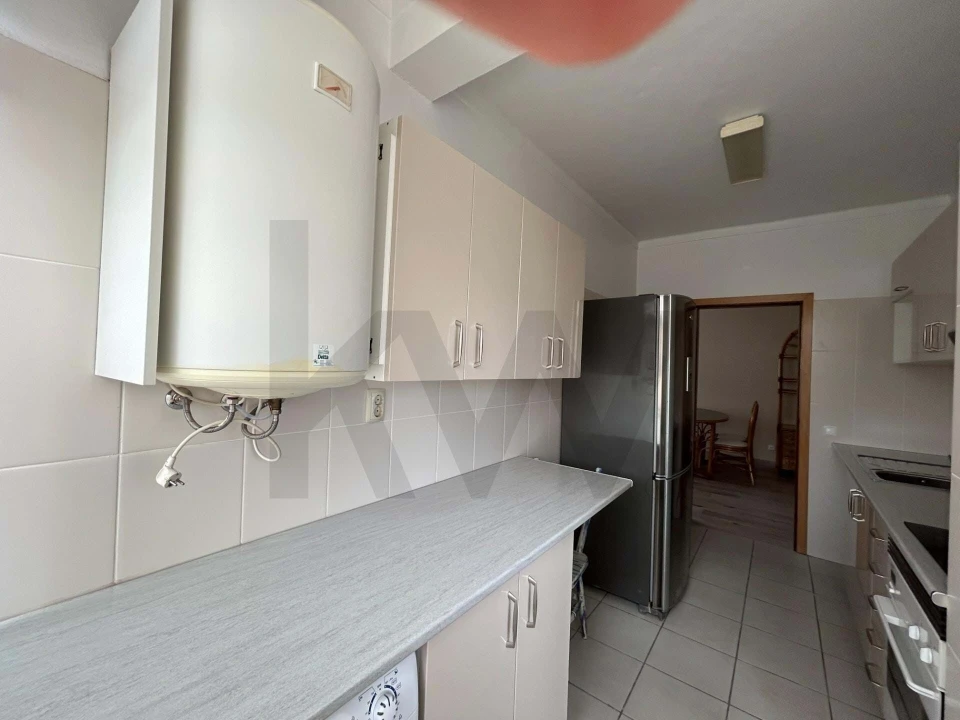 Apartamento T2 para Arrendamento férias em Quarteira Foto 13