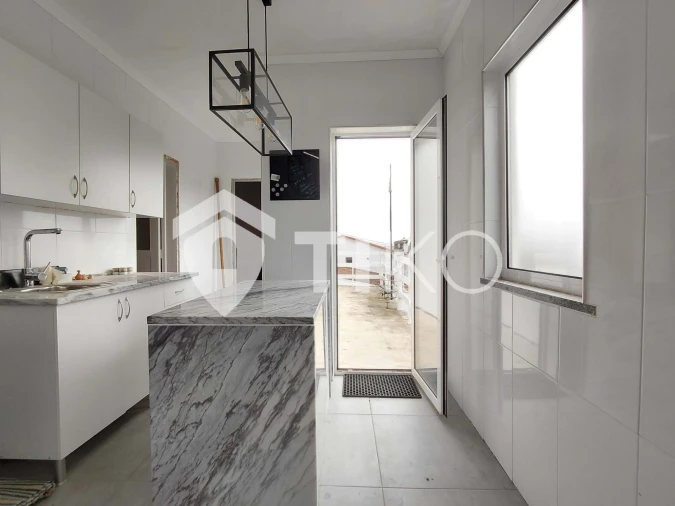 Moradia T5 para Venda em Côja e Barril de Alva Foto 3