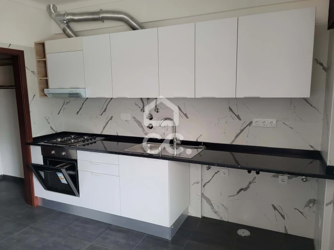 Apartamento T2 para Arrendamento em Quinta do Anjo Foto 19