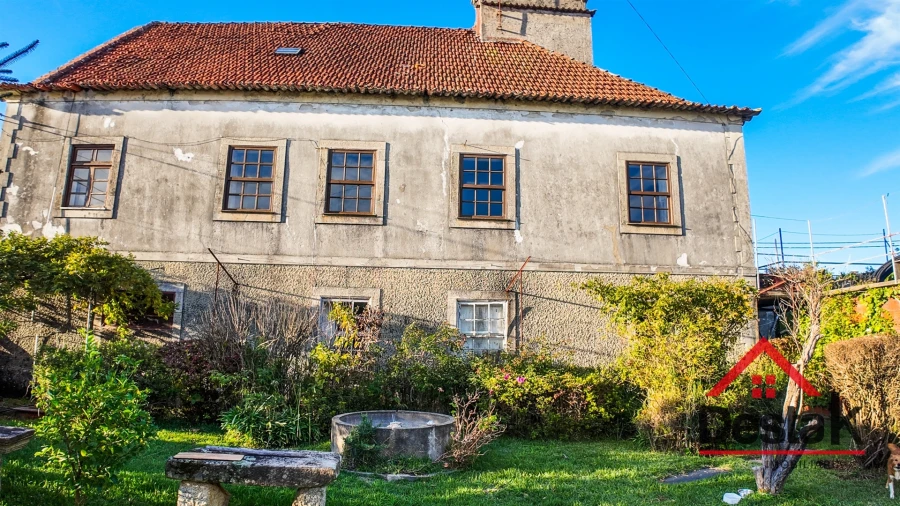 Moradia T8 para Venda em Escariz Foto 7
