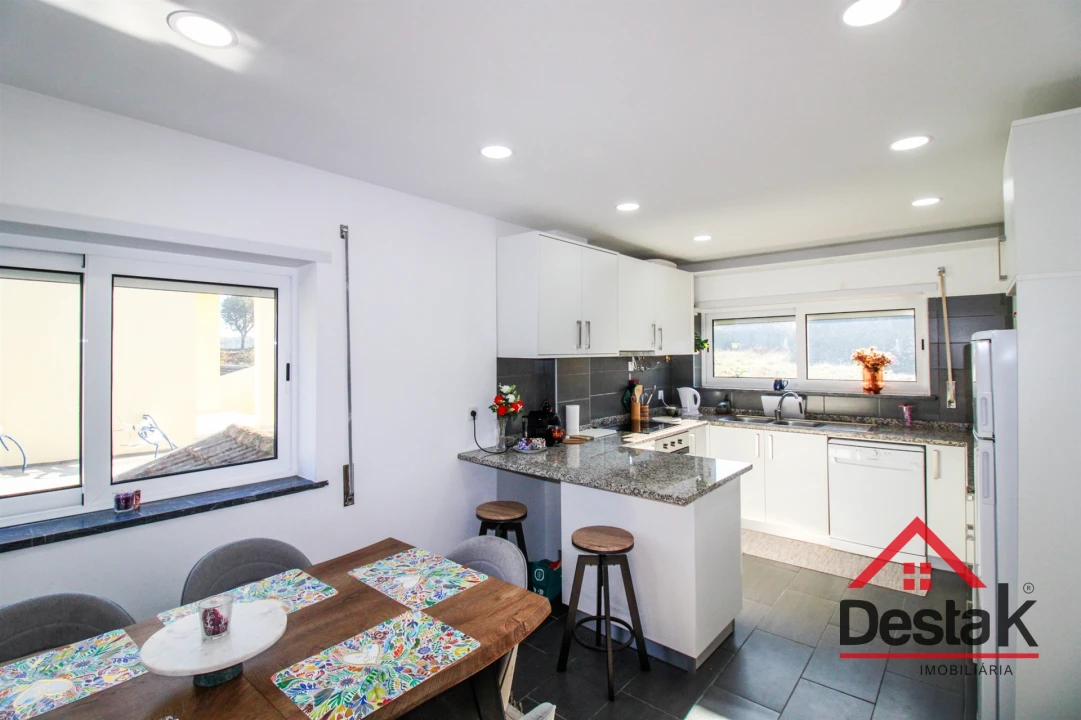 Apartamento T3 para Venda em Tondela e Nandufe Foto 11