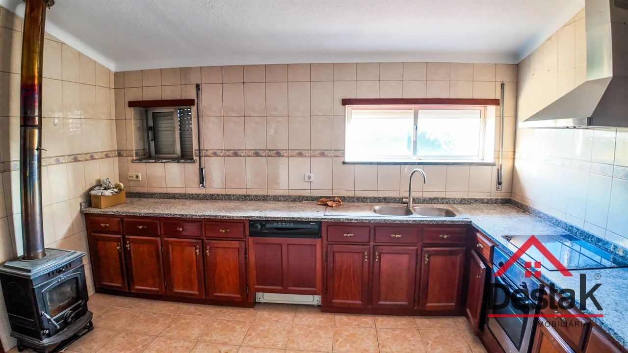 Apartamento T3 para Venda em Tondela e Nandufe Foto 13