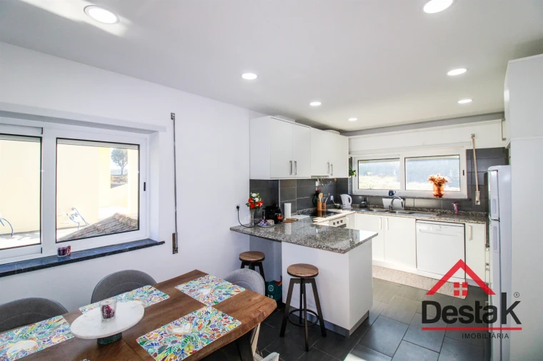 Apartamento T3 para Venda em Tondela e Nandufe Foto 11