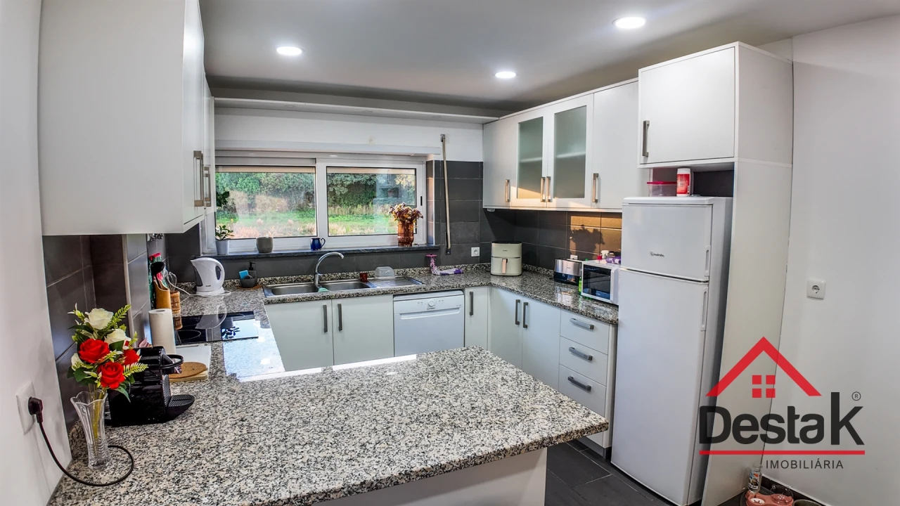 Apartamento T3 para Venda em Tondela e Nandufe Foto 10