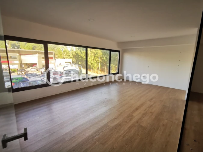 Armazém para Arrendamento em Roriz Foto 16