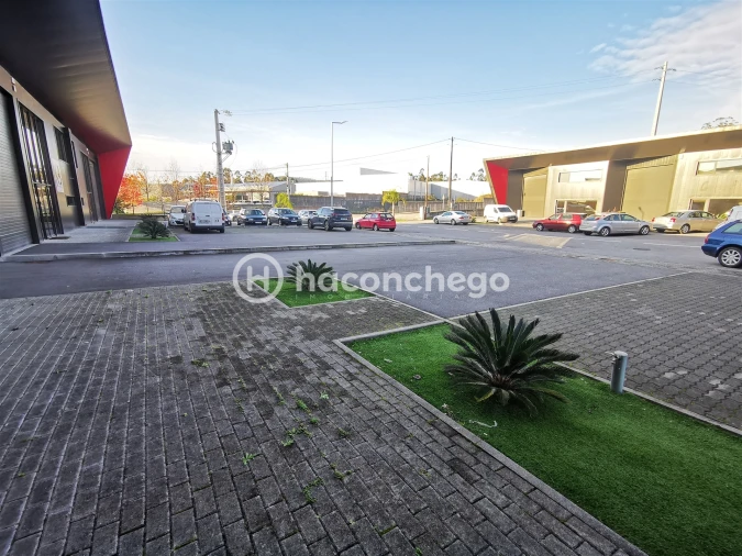 Armazém para Arrendamento em Roriz Foto 5